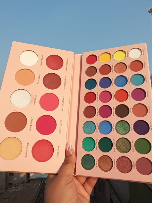 Gelanzi 3 in 1 makeup palette