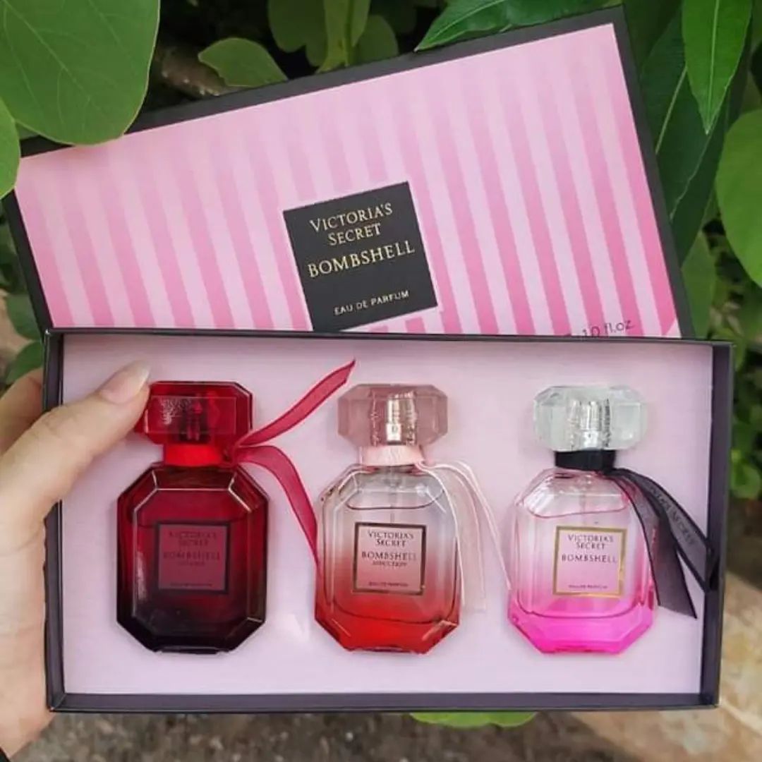 Victorias Secret Bombshell Perfume Kit - AAMU COSMETICS