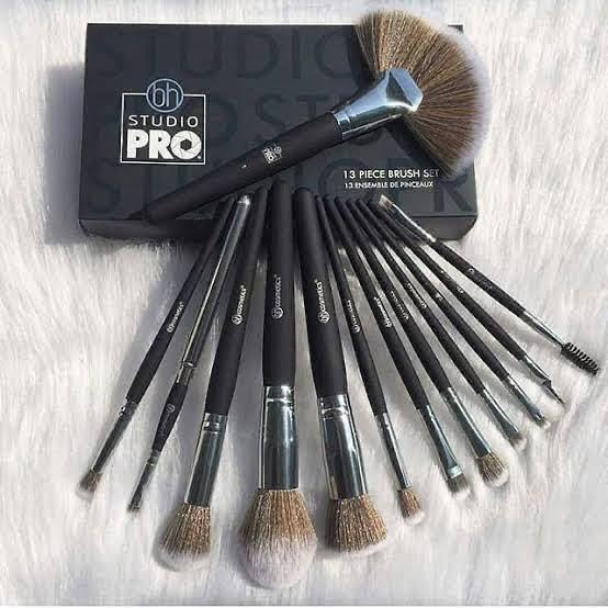 BH Studio Pro Brushes Set - AAMU COSMETICS